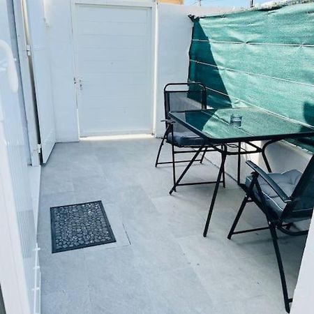 Joli Petit Studio Cosy Marignane Exterior photo